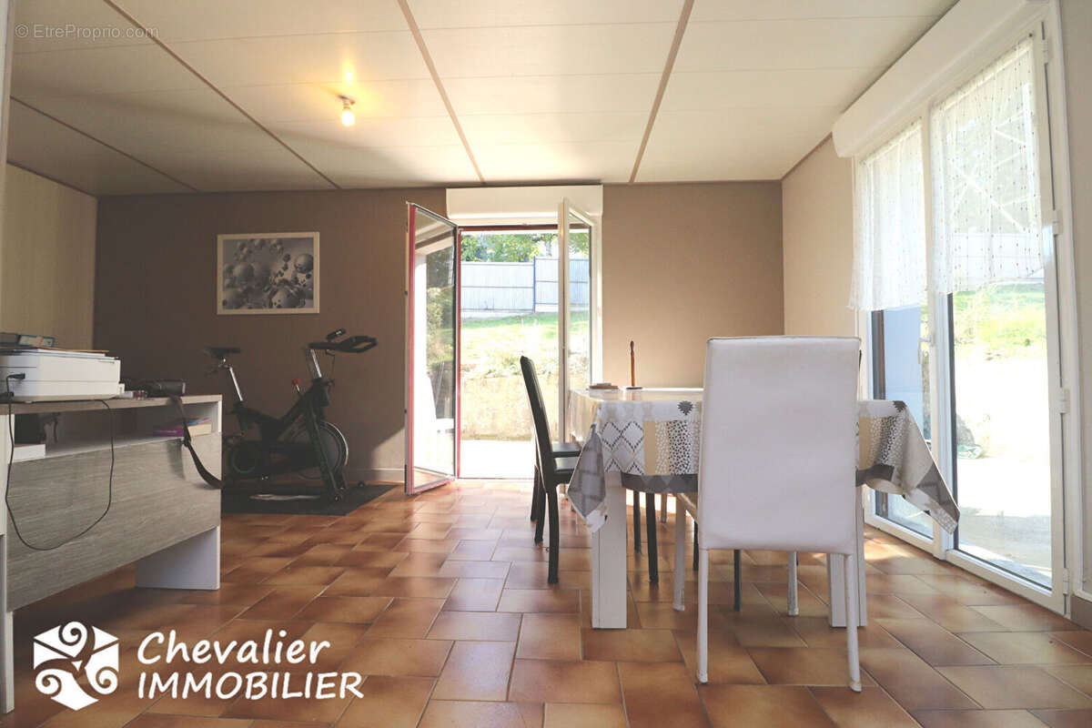 Maison à SAINT-NOLFF