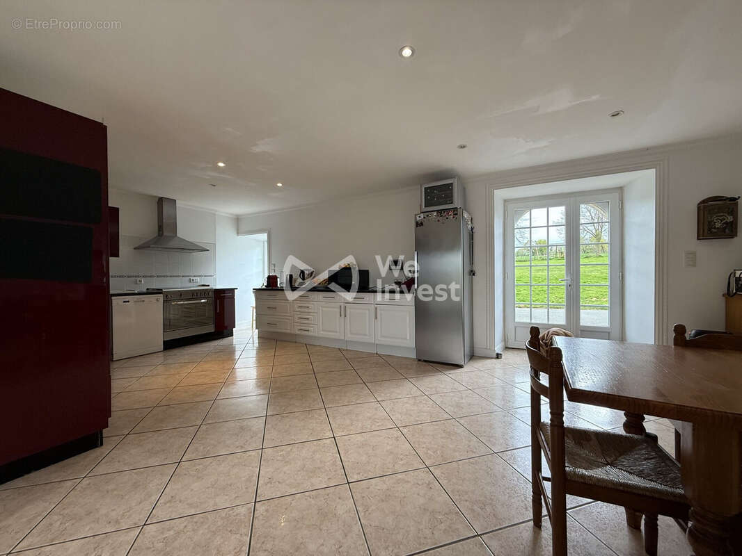Maison 270 m² à Plestan  - photo 6