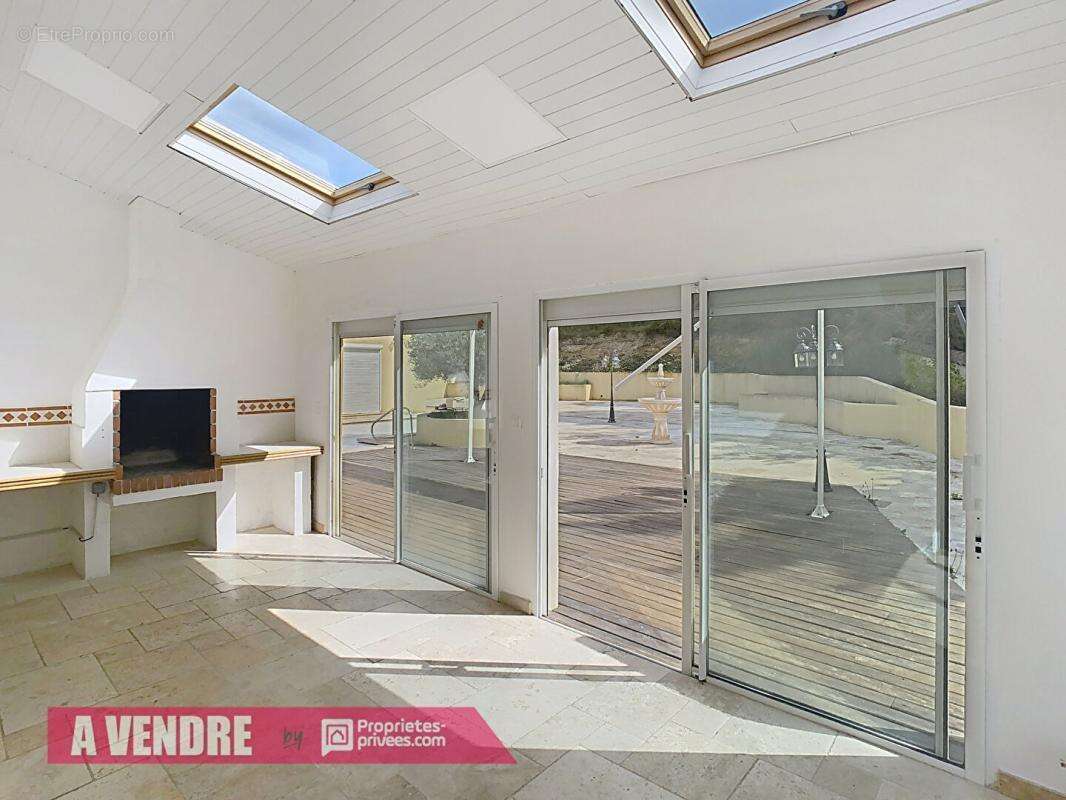 Maison à PLAN-D&#039;AUPS-SAINTE-BAUME