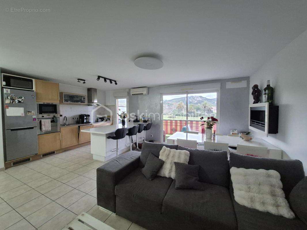 Appartement à HYERES