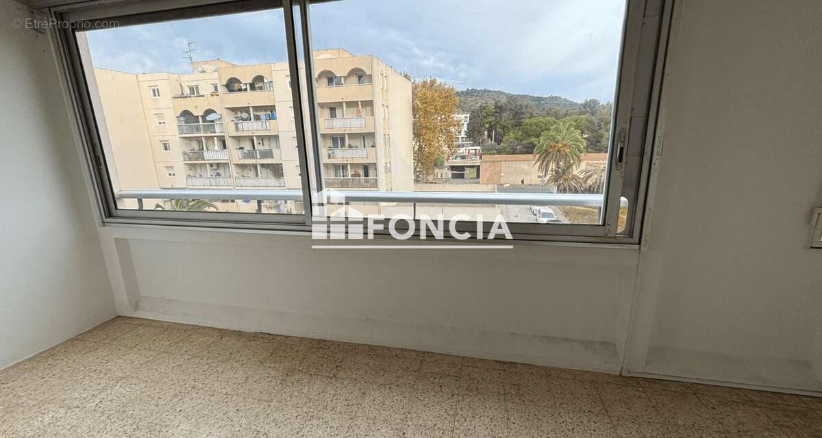 Appartement à HYERES