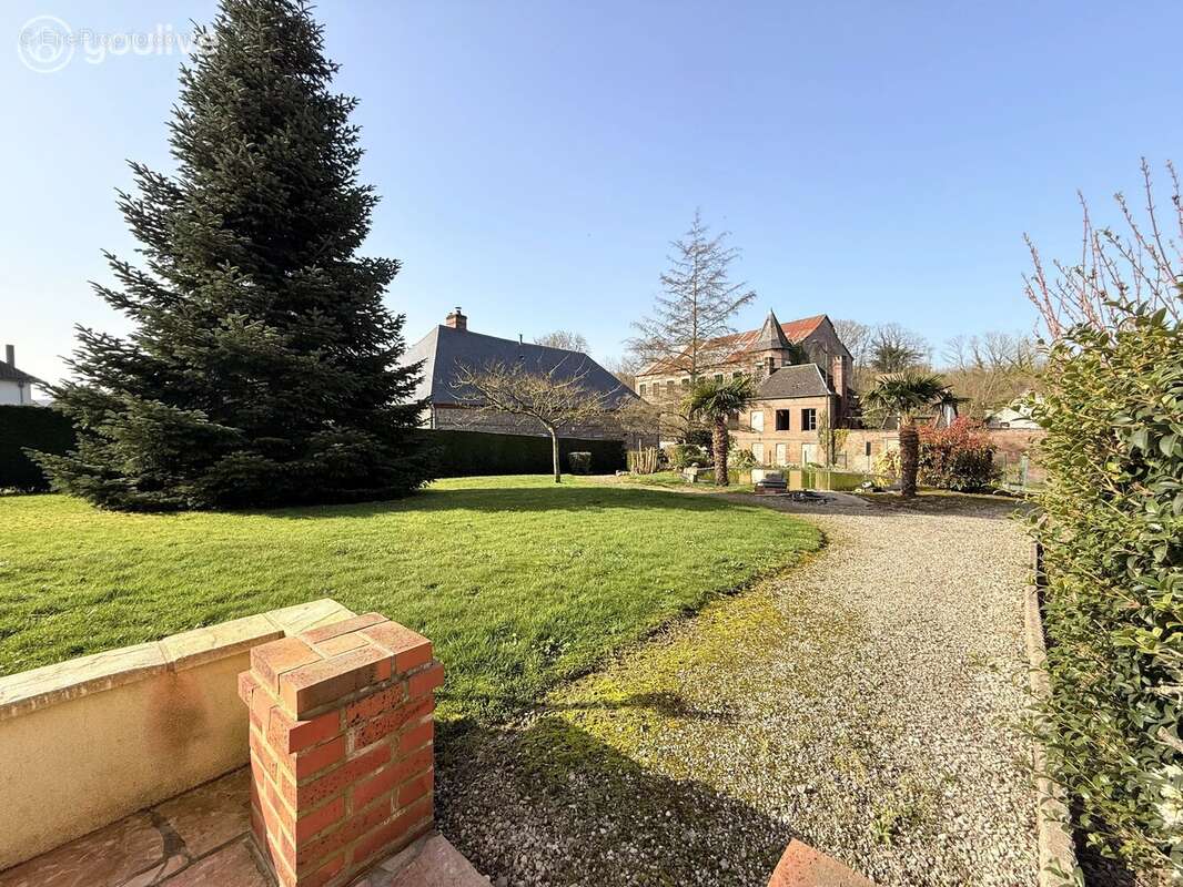 Maison à CANY-BARVILLE