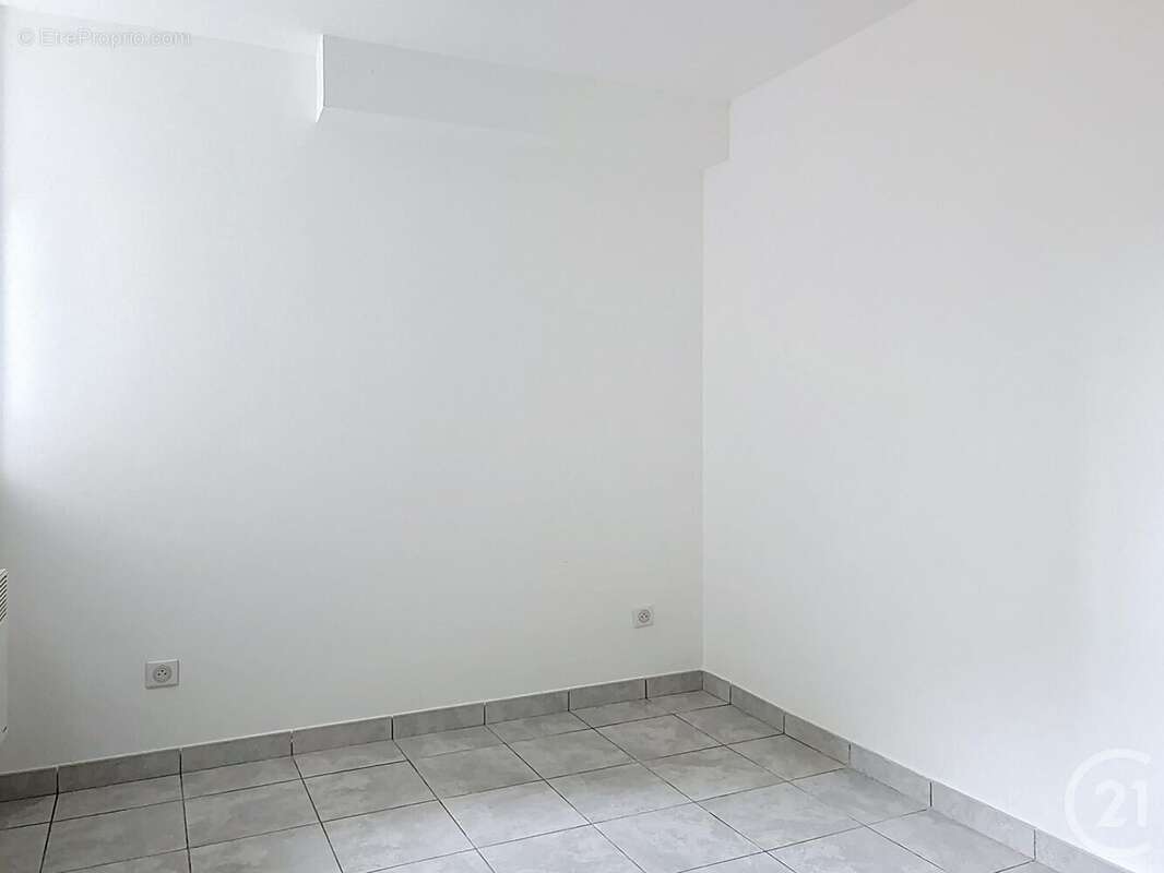 Appartement 68 m² à Epinal  - photo 7