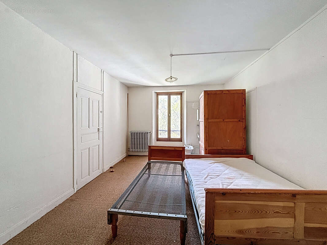 Appartement à LA CONDAMINE-CHATELARD