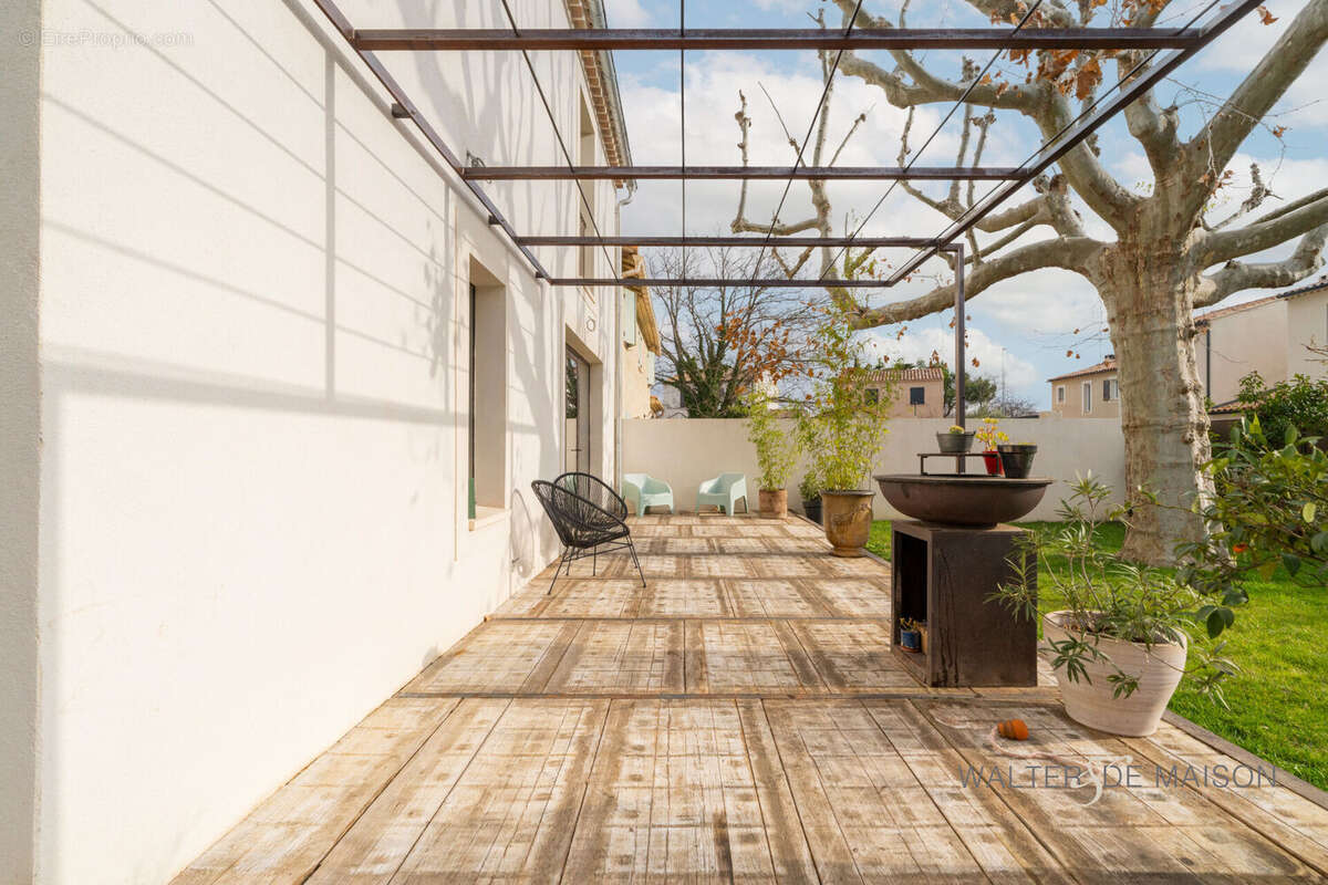 Maison à CHATEAURENARD