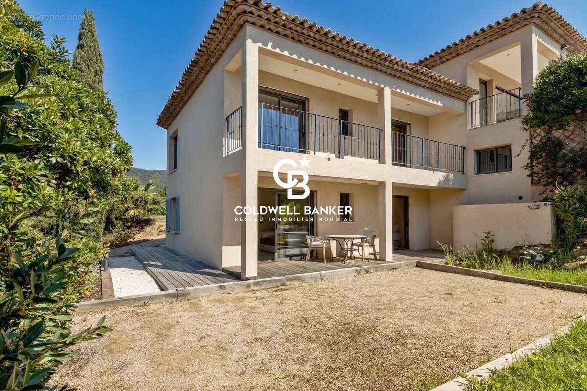 Maison à RAYOL-CANADEL-SUR-MER