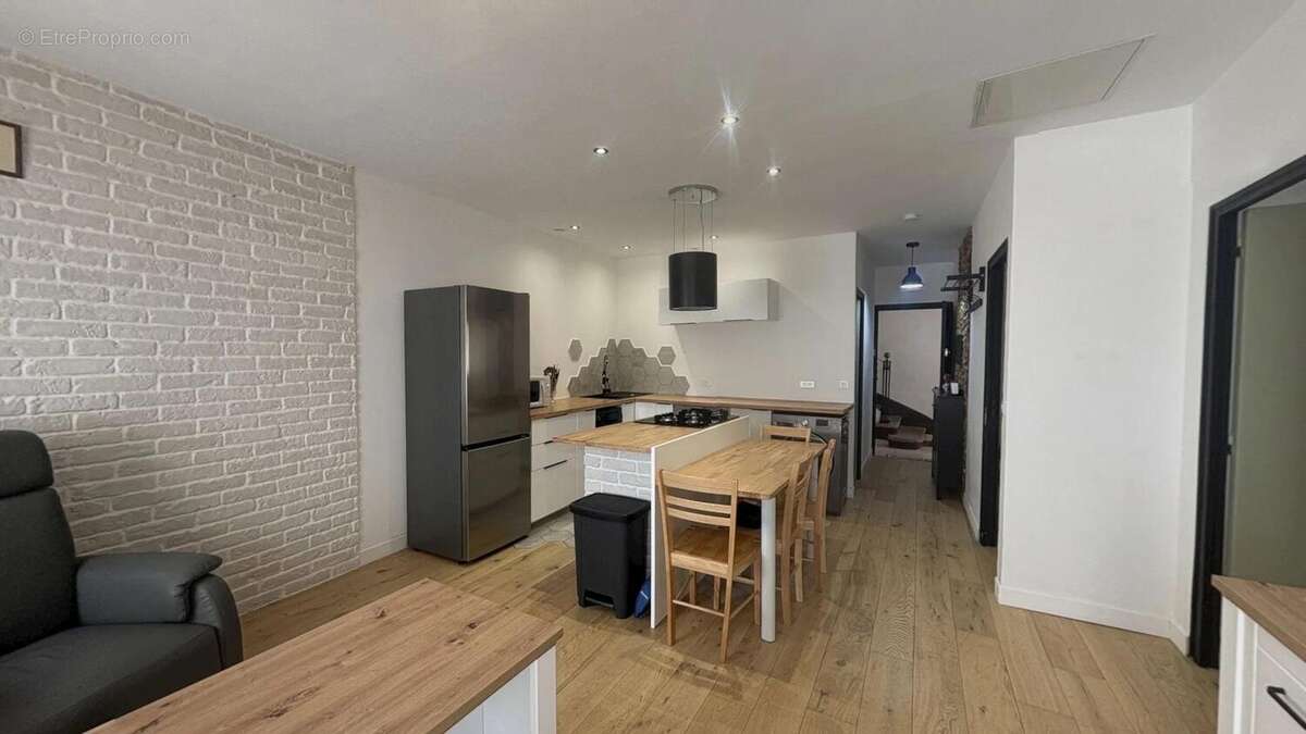 Photo 2 - Appartement à CUERS