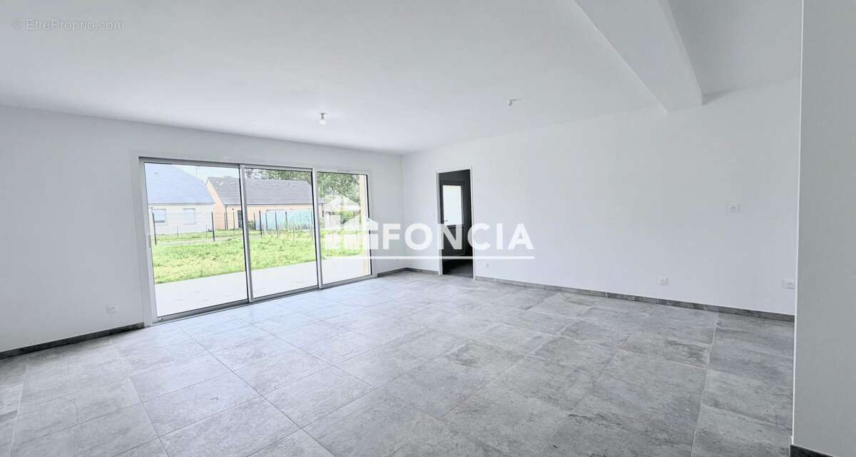 Maison neuve dans un lotissement à mettre à votre goût de 165.78m², 8 pièces, 6 chambres à La Flèche - photo 3