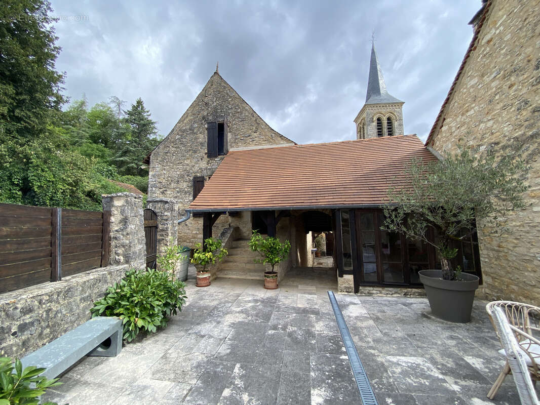 Maison à PONTCIRQ