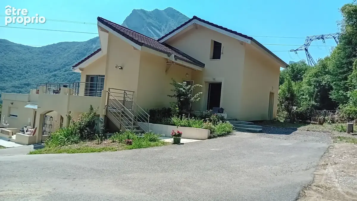 Photo Maison à Saint-Paul-De-Varces au prix de 650 000€