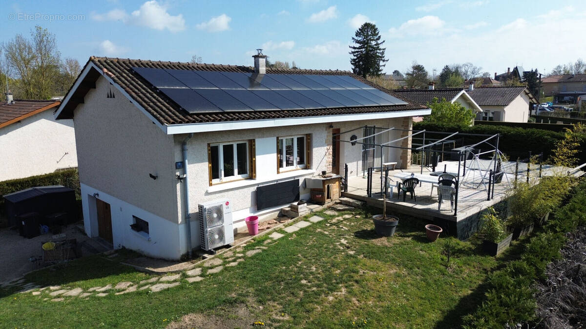 Maison à VONNAS