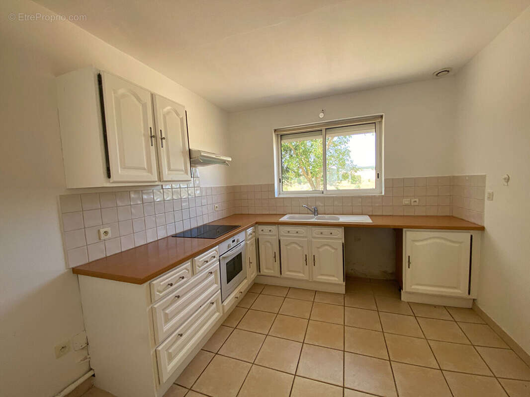 Plain-pied, 4 chambres, grand garage - photo 5