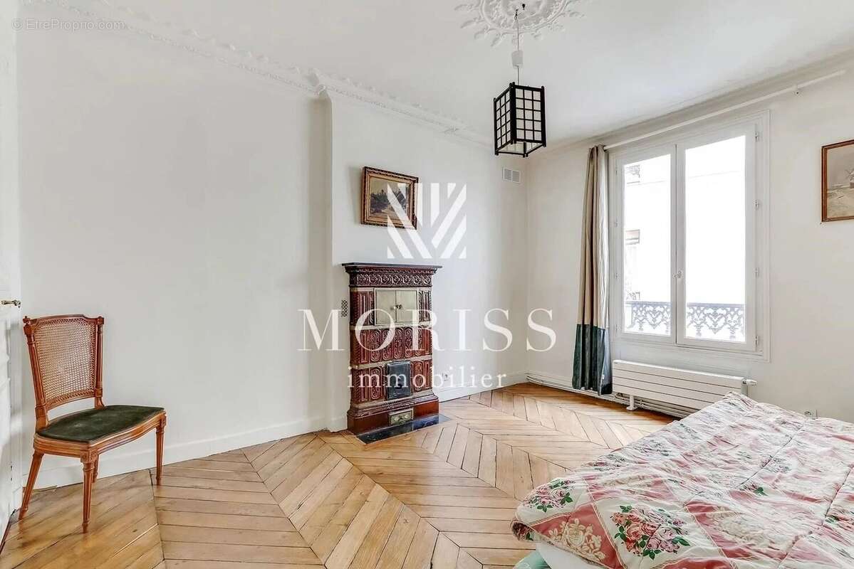 Appartement à PARIS-11E