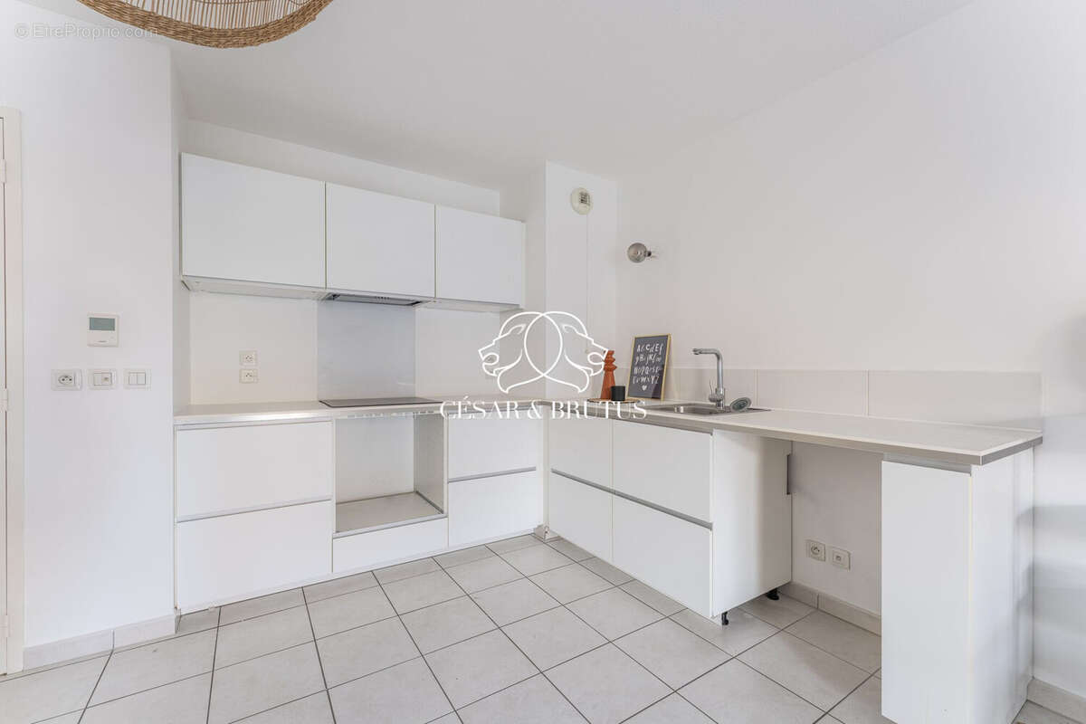 Appartement 64 m² à Venissieux  - photo 6