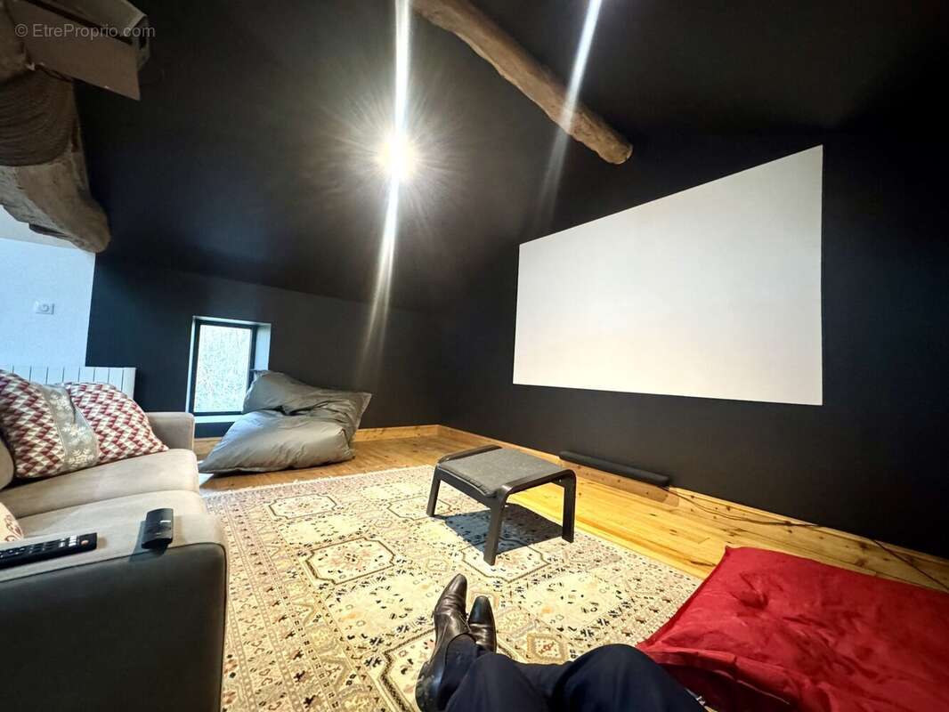 Autre à SAINT-LAURENT-D'ARCE