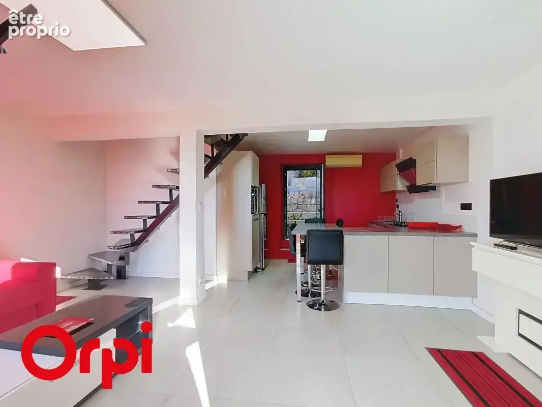 Villa vue mer avec double garage, atelier et studios - photo 6