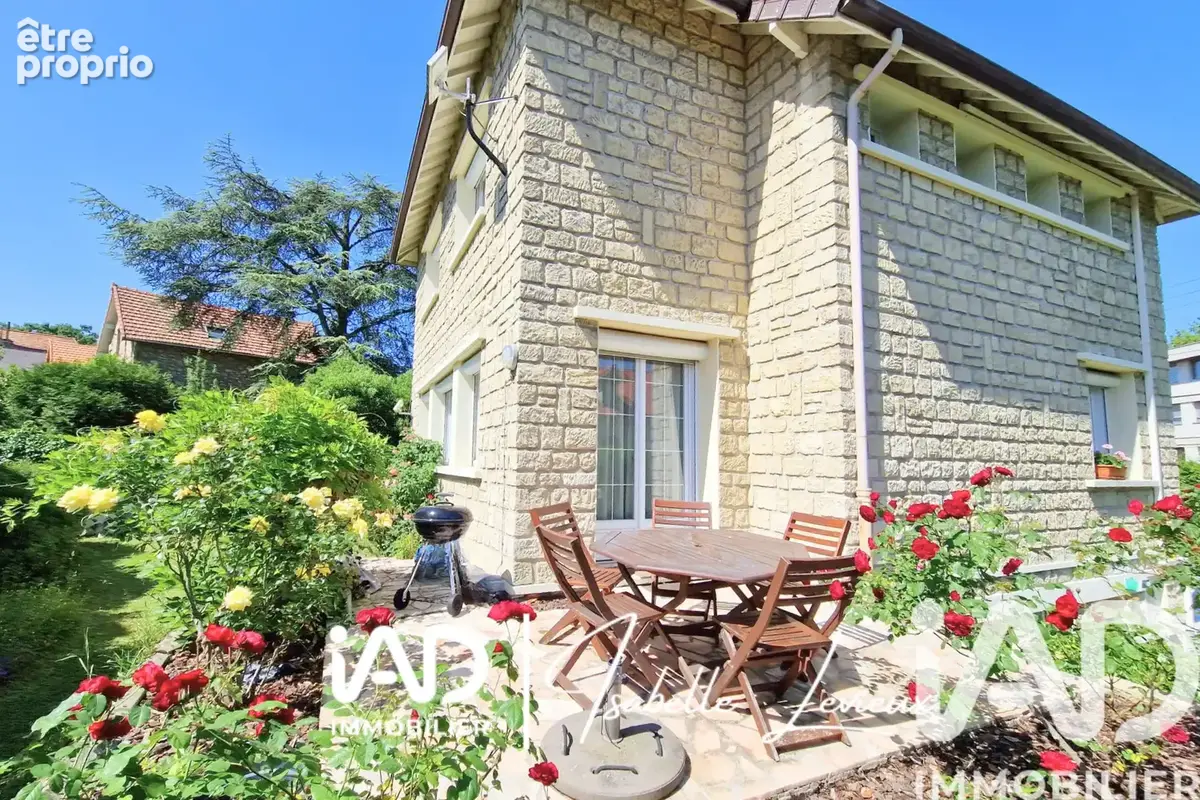 Photo 1 - Maison à SAINT-GRATIEN