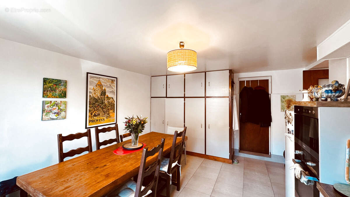 Longère bourguignonne située dans le secteur d' ISLAND au prix de 246 100 €. - photo 9