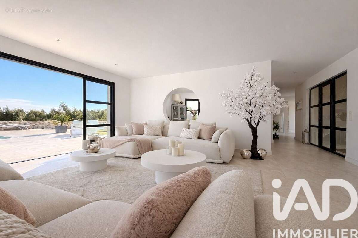 Photo 3 - Maison à LA CADIERE-D'AZUR