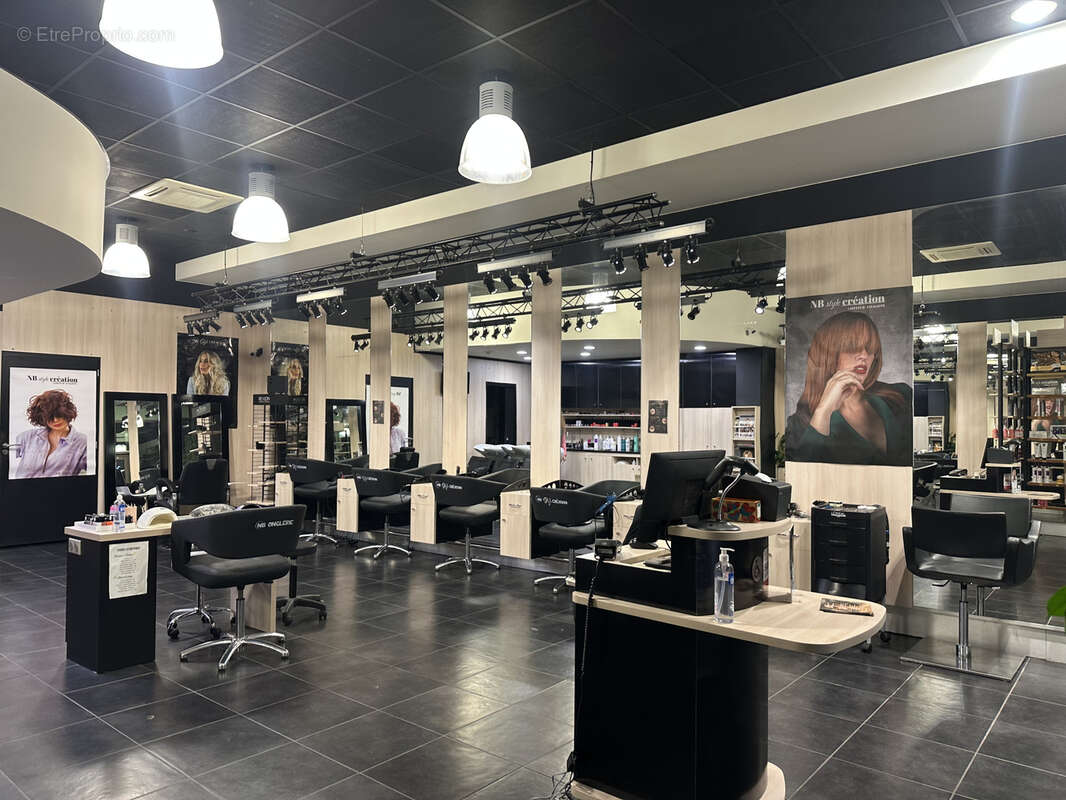 Commerce à SALON-DE-PROVENCE