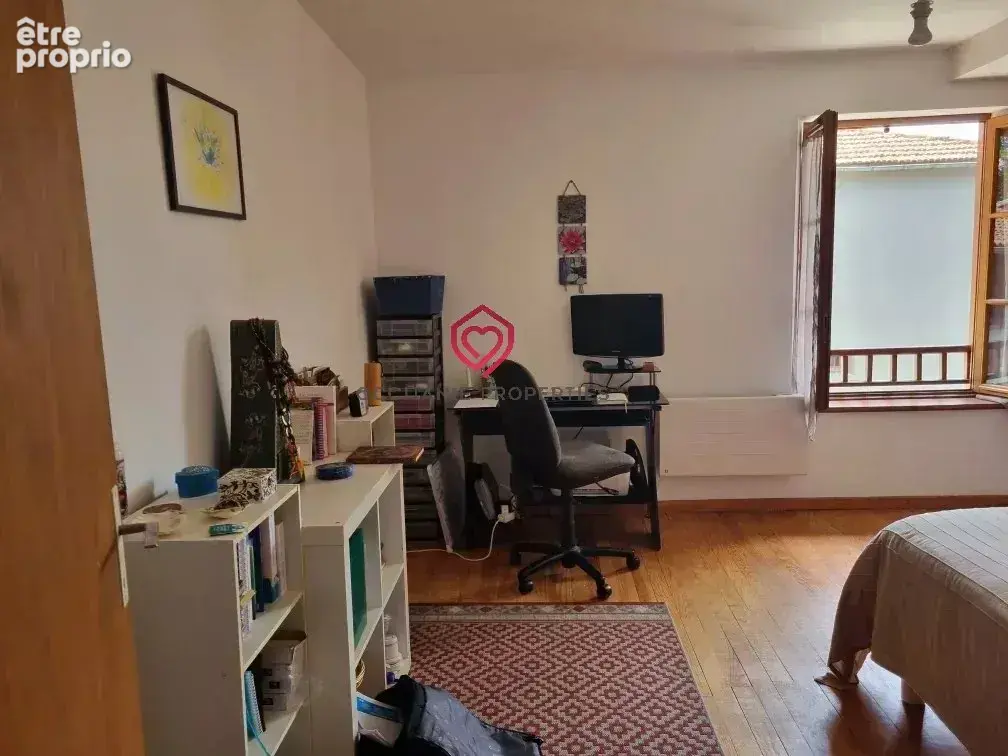 Maison avec jardin et dépendance - photo 11