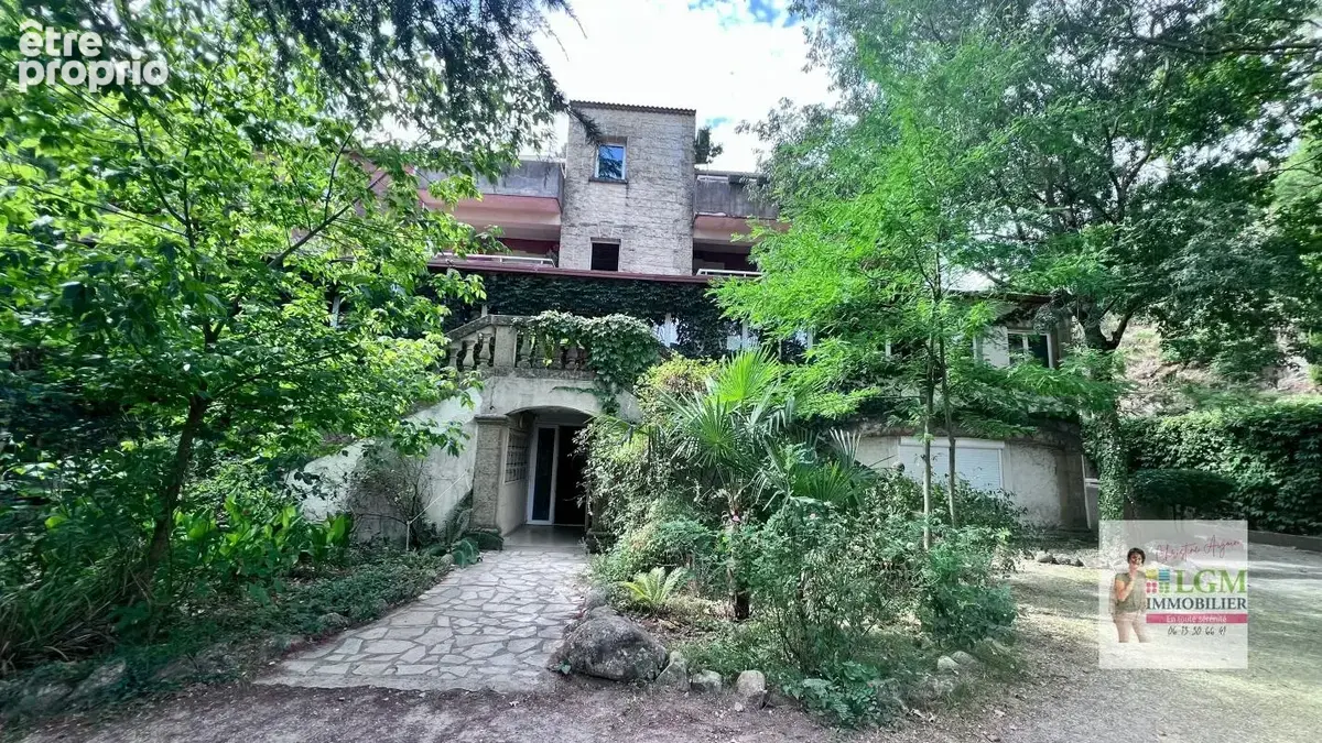 Appartement T3 rénové avec terrasse, piscine et parking – Corbes - photo 10