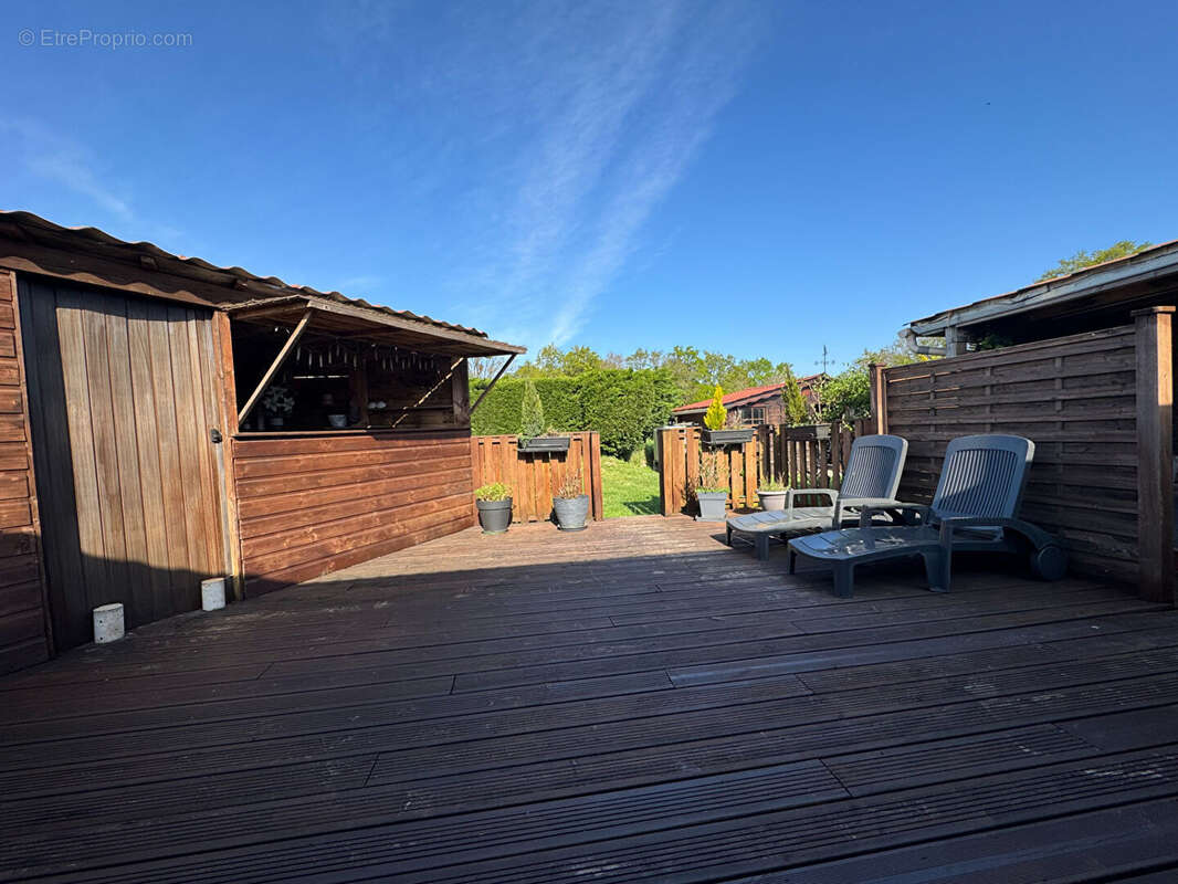 Maison à SAINT-ETIENNE-DU-BOIS