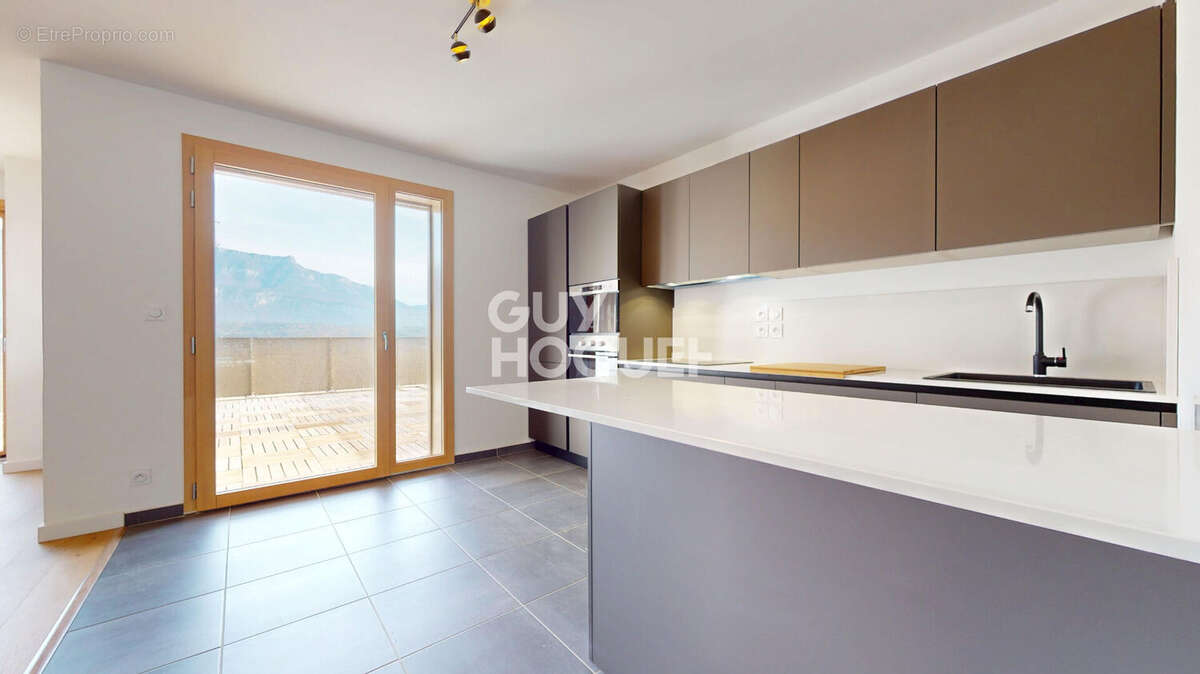 Appartement à LE BOURGET-DU-LAC