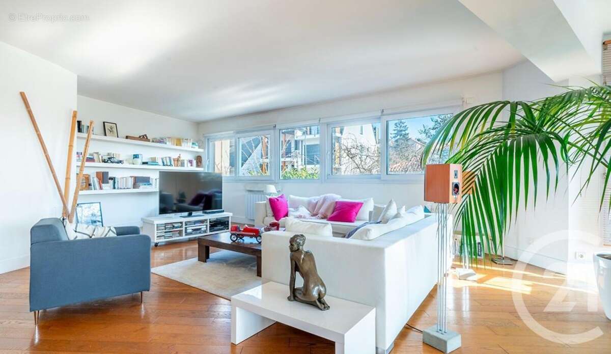 Appartement 152 m² à Fontenay-Sous-Bois  - photo 10