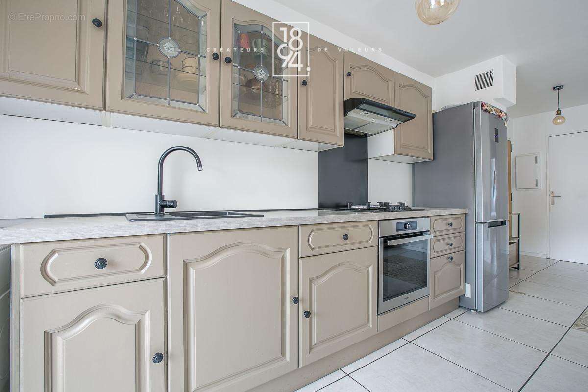 Appartement à MARSEILLE-11E