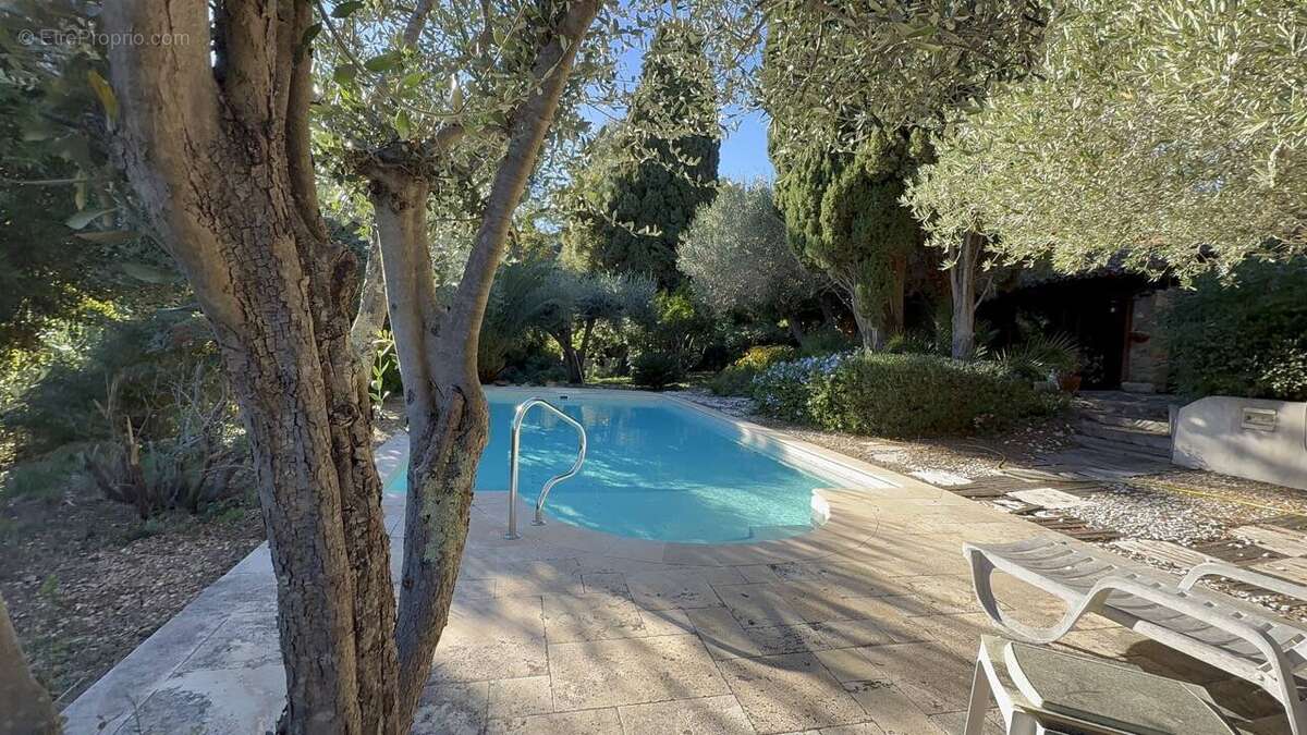 Maison à LA CROIX-VALMER