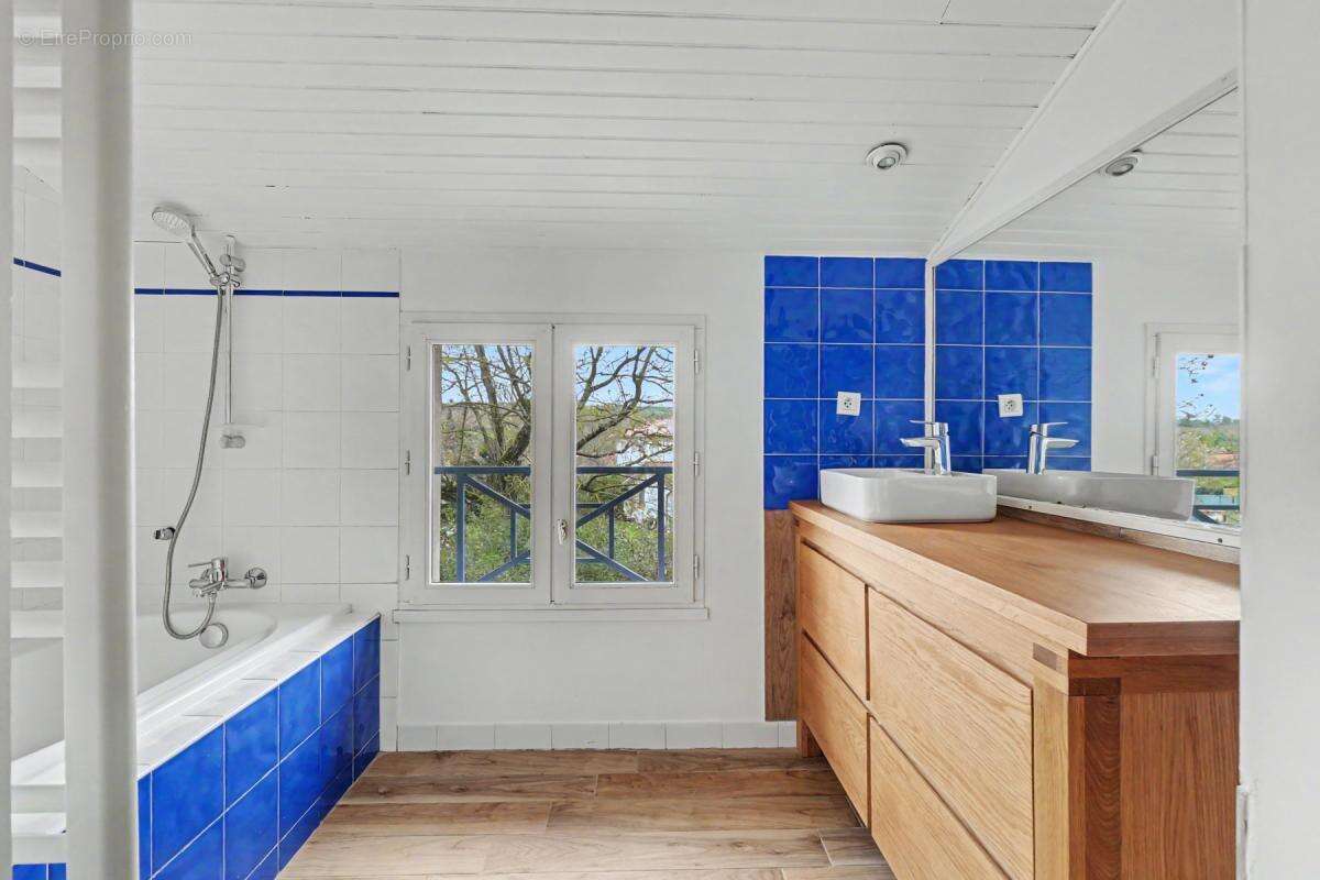 Maison à SAINT-ORENS-DE-GAMEVILLE