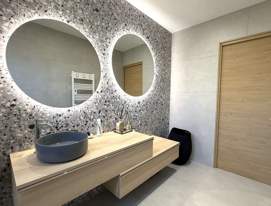 Appartement à SARI-SOLENZARA