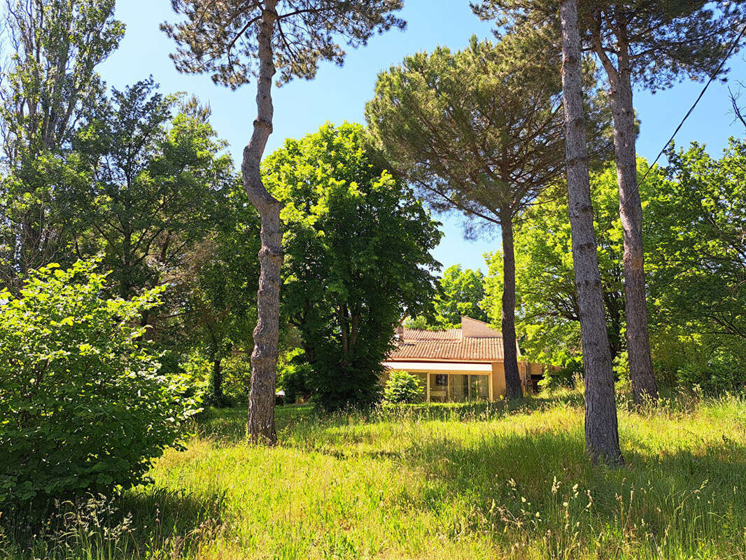 Maison à MALAUCENE