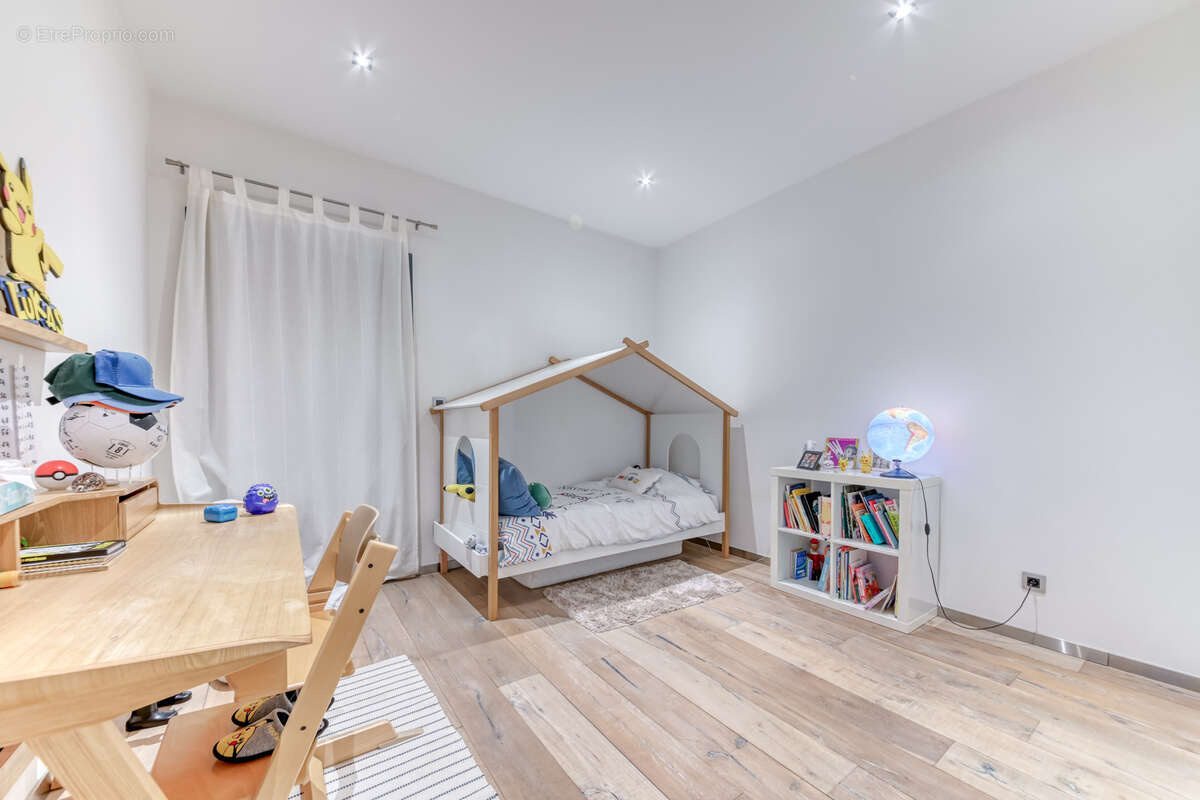 Maison à SAINT-CYR-AU-MONT-D&#039;OR