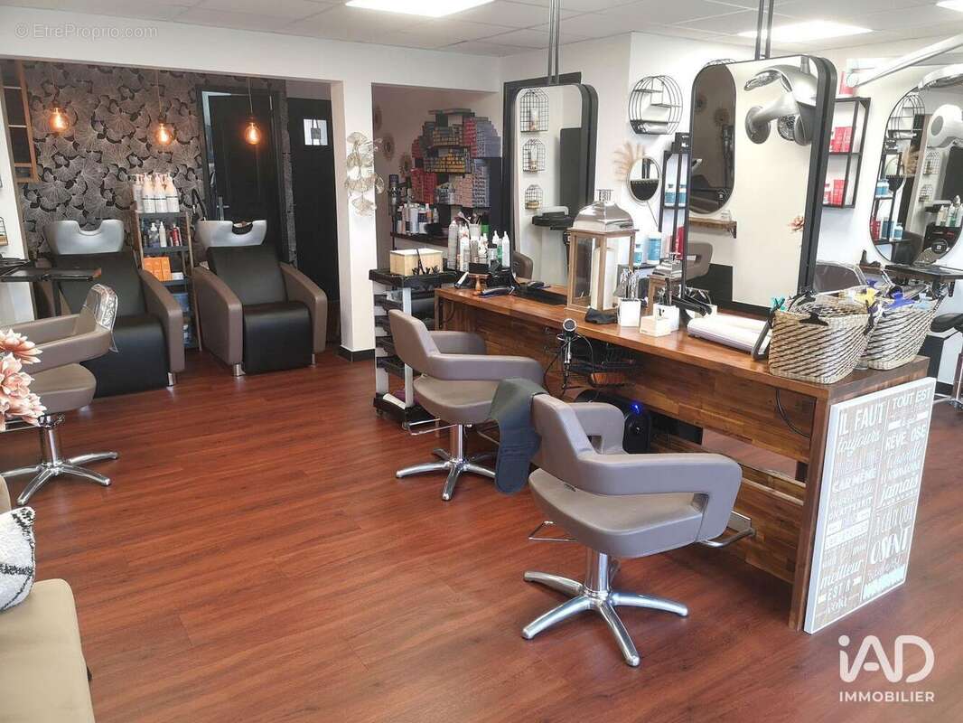 Photo 2 - Commerce à MILIZAC