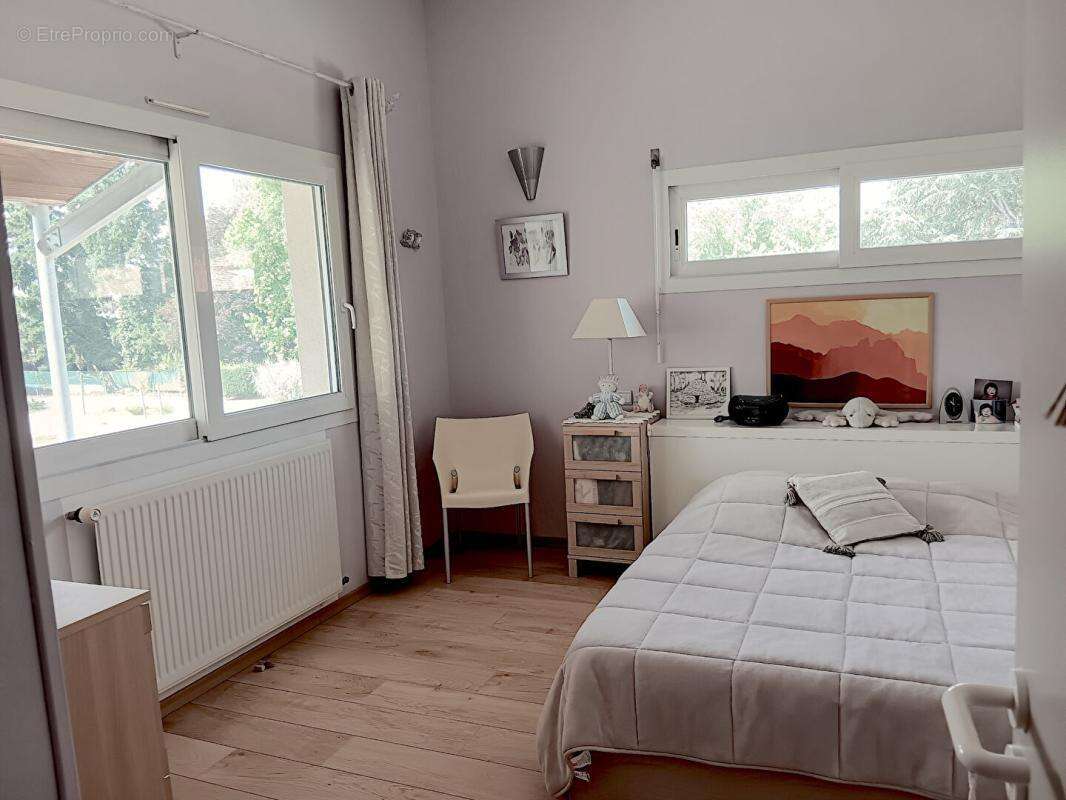 Cahors centre ville à pied, maison 4 chambres avec jardin et piscine - photo 12