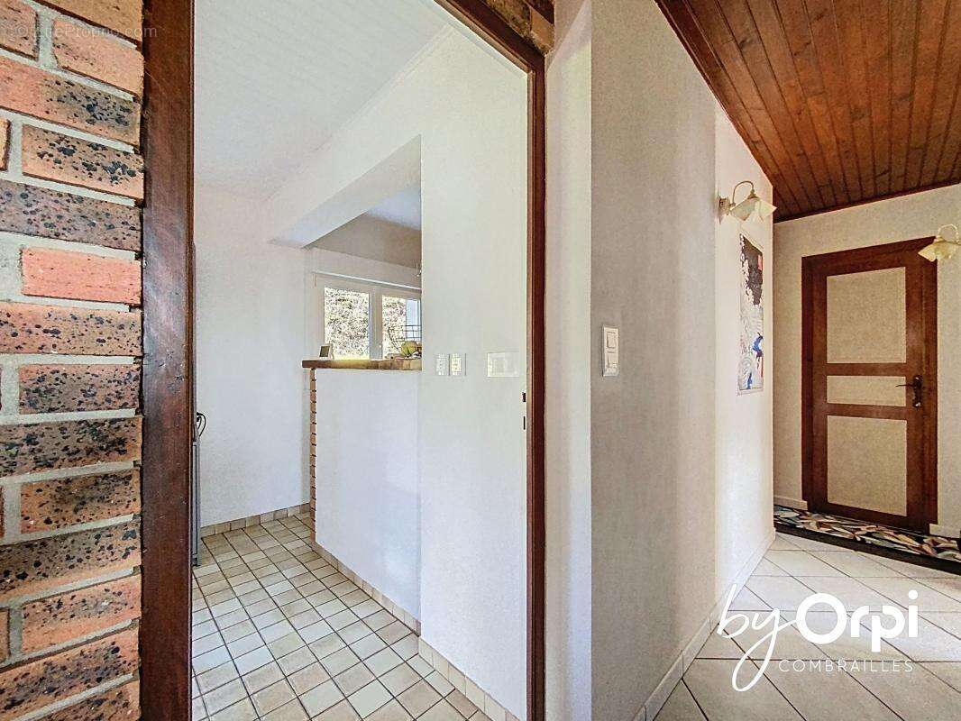 Maison à SAINT-ELOY-LES-MINES