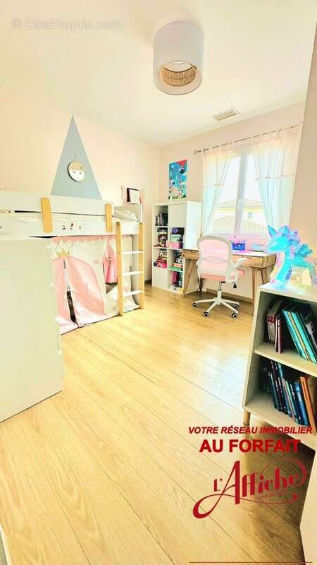 Maison à BRUGUIERES