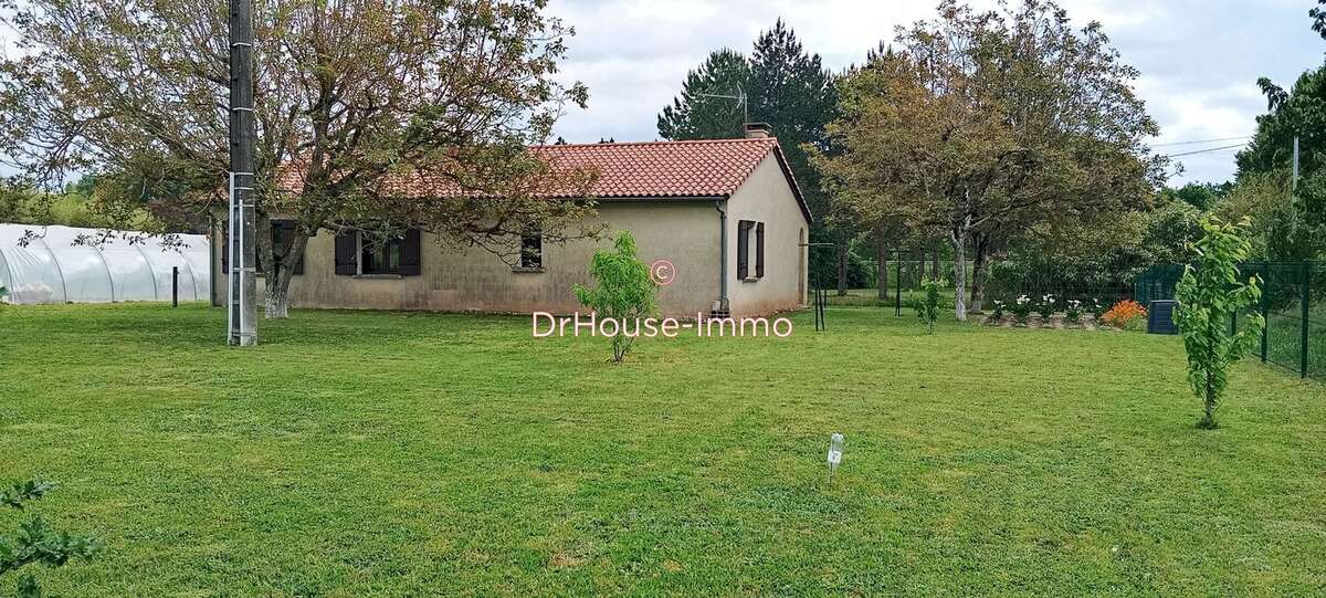 Maison 82 m² à Villeneuve-Sur-Lot  - photo 24