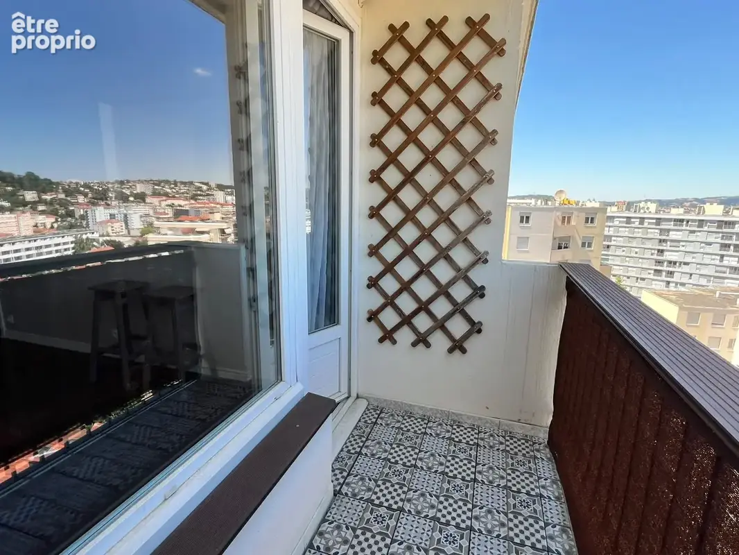 T4 lumineux avec balcon, cave et parking privé   10ème étage - photo 11