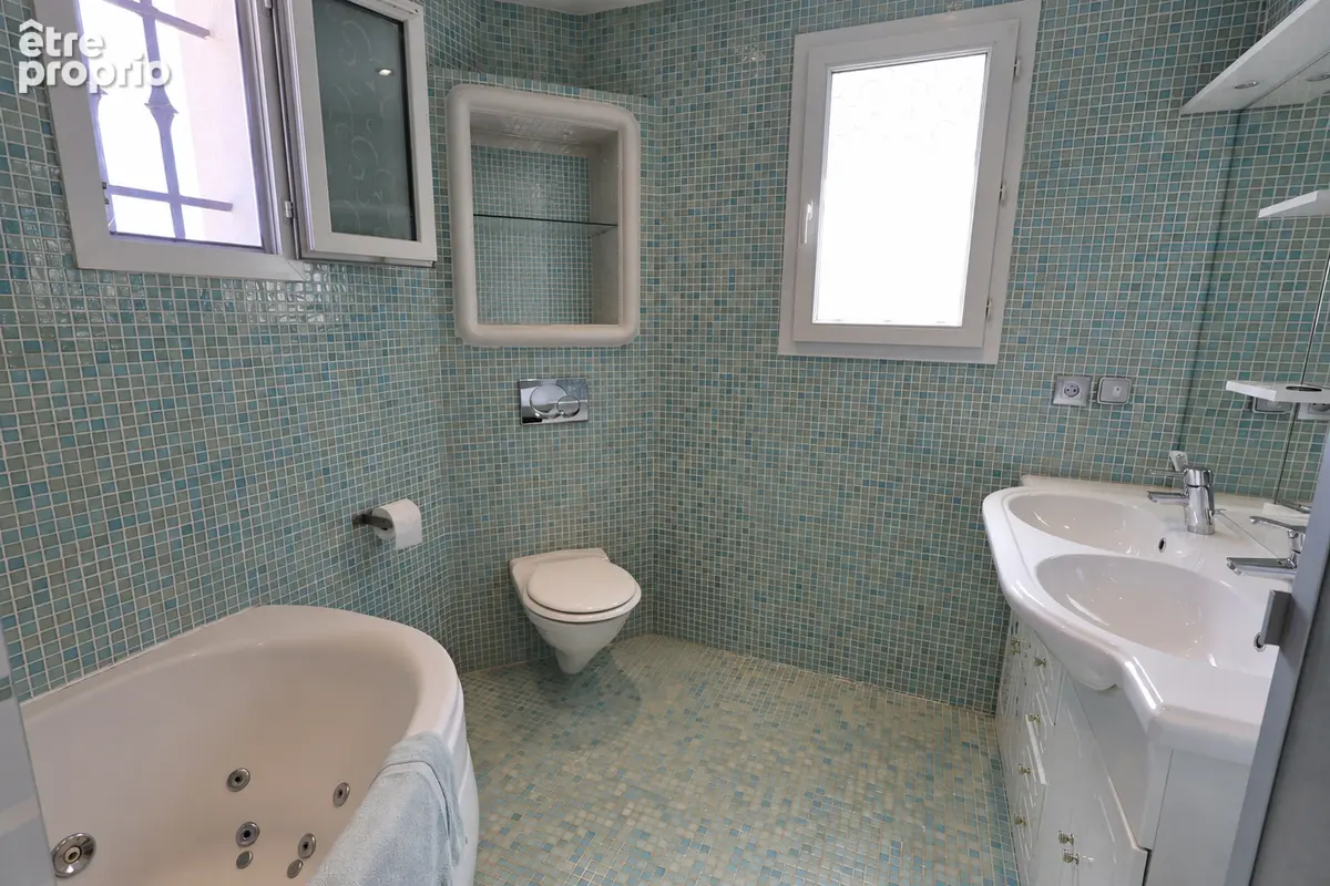 Villa Saint Cezaire Sur Siagne 170 m² avec terrain 1523 m² et piscine - photo 17