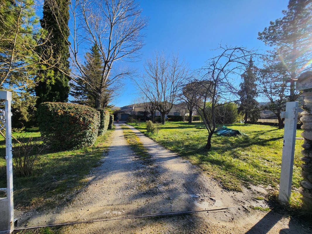 Maison à LAURAC-EN-VIVARAIS