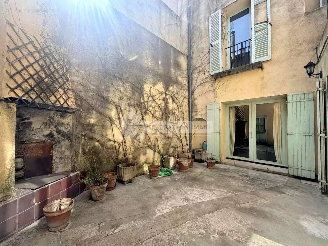 Appartement à AIGUES-MORTES