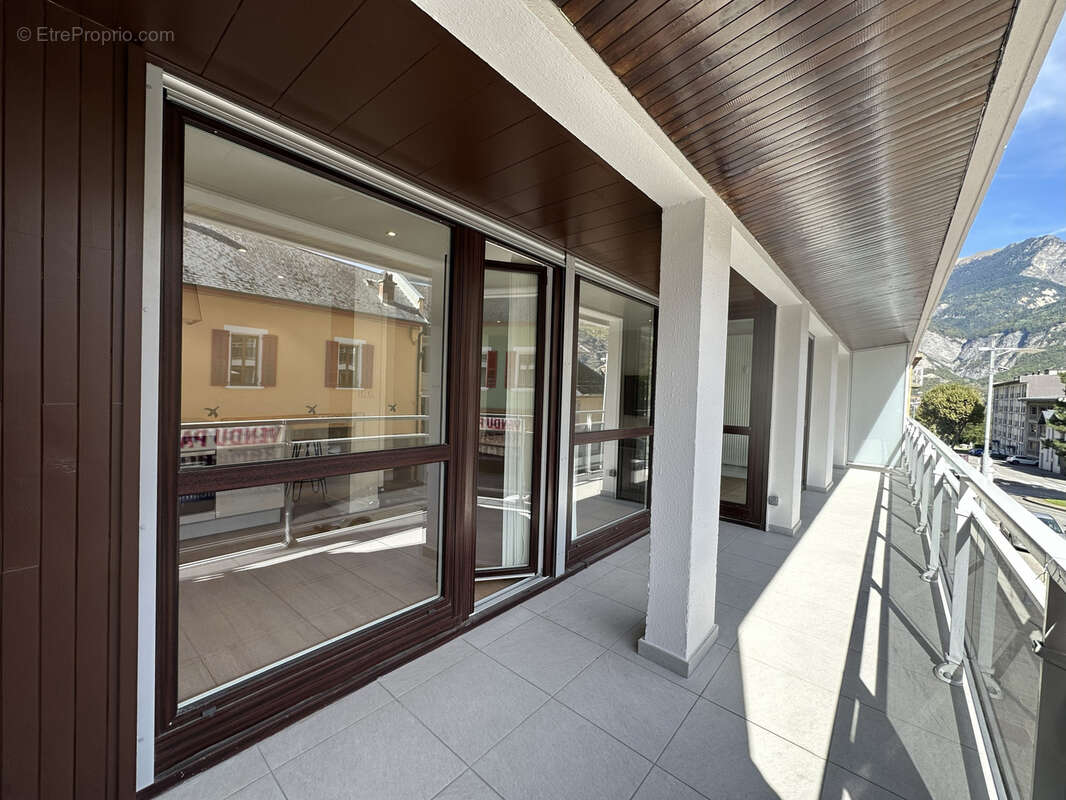 Appartement à SAINT-JEAN-DE-MAURIENNE