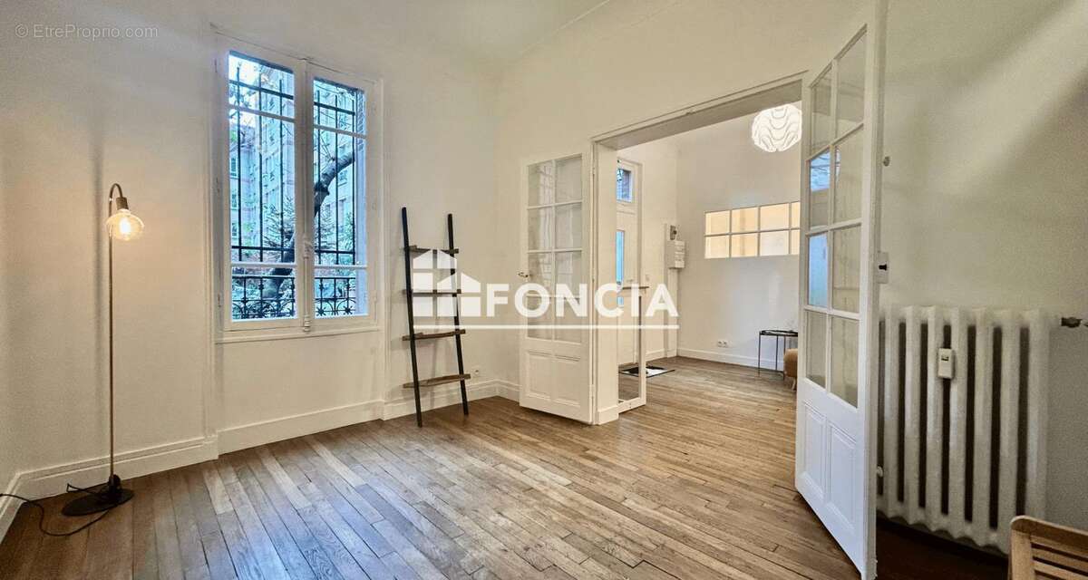 Appartement à COLOMBES