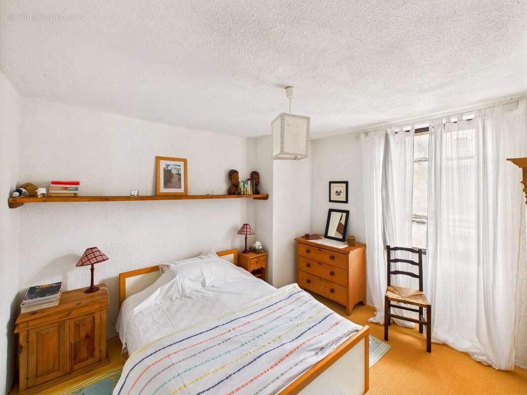 Grande maison de caractère à Monestiés – 270 m², piscine, jardin et potentiel gîte/location entre Cordes et Albi - photo 11
