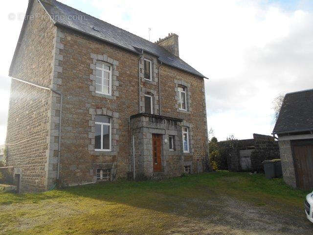 Maison à BEGARD