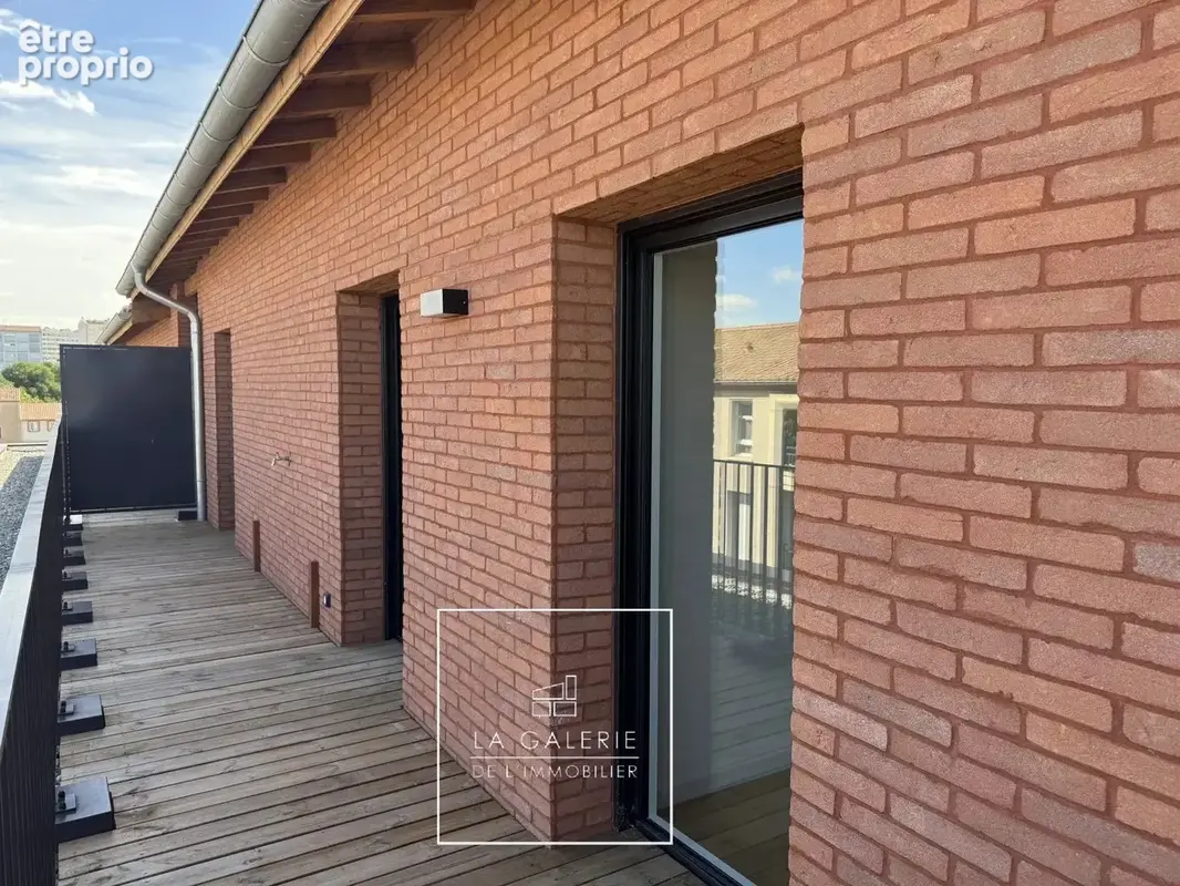 A VENDRE -  SAINT-MICHEL – T4 de 96 m² en dernier étage, 2 terrasses, calme absolu et prestations de qualité - photo 5