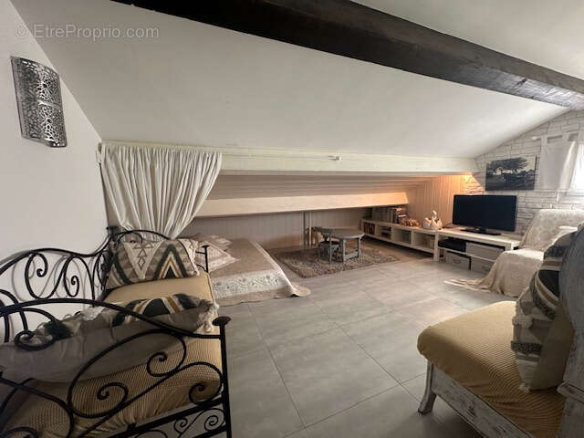 Maison à SAINT-LAURENT-D&#039;AIGOUZE